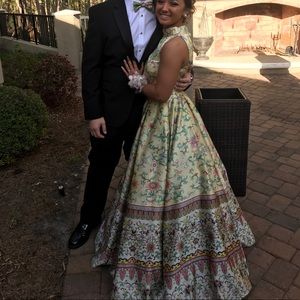 Sherri Hill Prom Dress